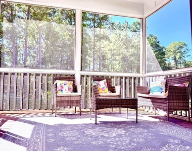 2716 Dilly Dally Court - Photo Thumbnail 23