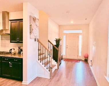 2716 Dilly Dally Court - Photo Thumbnail 2