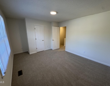 2902 Faversham Place - Photo Thumbnail 13