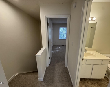 2902 Faversham Place - Photo Thumbnail 14