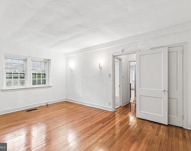 126 Argyle Road - Photo Thumbnail 16