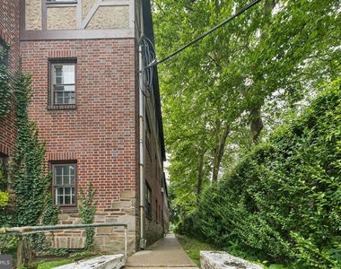 126 Argyle Road - Photo Thumbnail 37