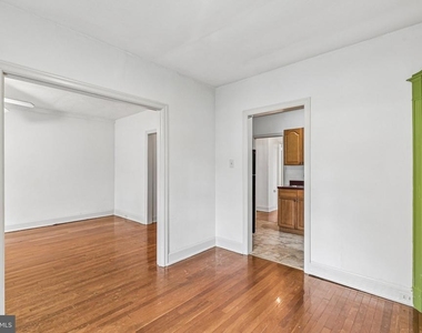 126 Argyle Road - Photo Thumbnail 13