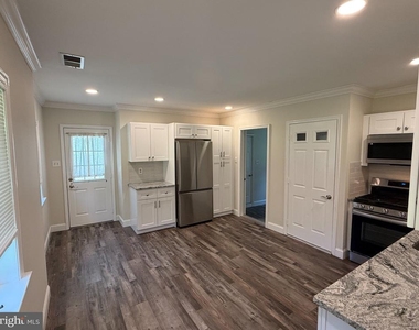 1142 Jericho Road - Photo Thumbnail 5