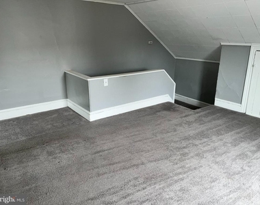 449 N York Street - Photo Thumbnail 14