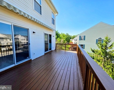 451 Glenn Rose Circle - Photo Thumbnail 10