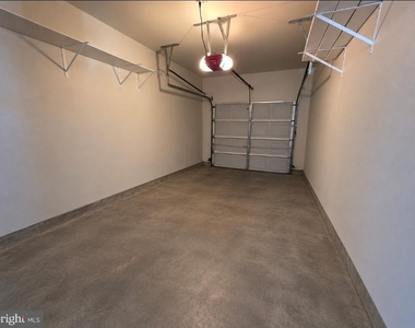451 Glenn Rose Circle - Photo Thumbnail 25