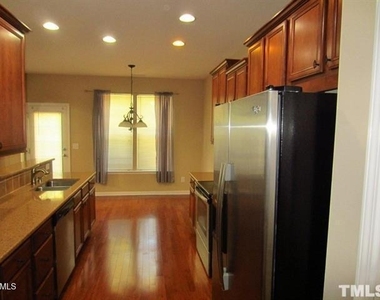 223 Churchview Street - Photo Thumbnail 2
