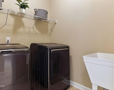 4832 Millens Bay Court - Photo Thumbnail 27