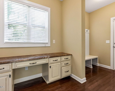 4832 Millens Bay Court - Photo Thumbnail 14