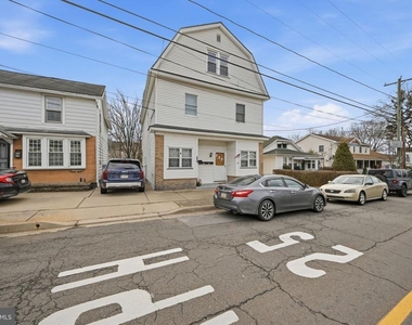 600 Main Road - Photo Thumbnail 1