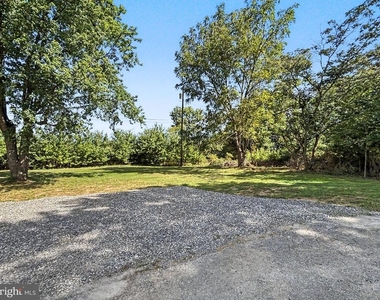 4615 Lincoln Way E - Photo Thumbnail 18