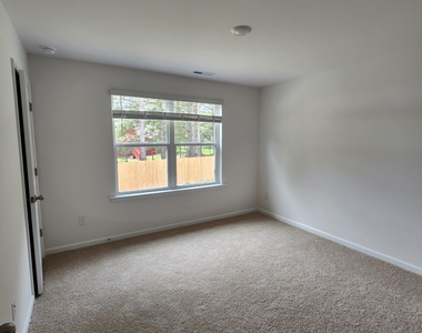 8503 Beckett Chase Way - Photo Thumbnail 5
