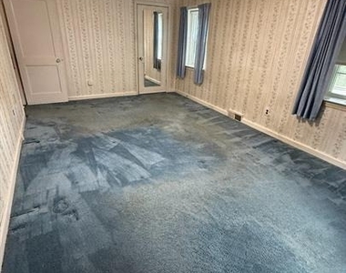 23 W Woodland Avenue - Photo Thumbnail 12
