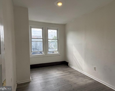 1300 Main Street - Photo Thumbnail 10