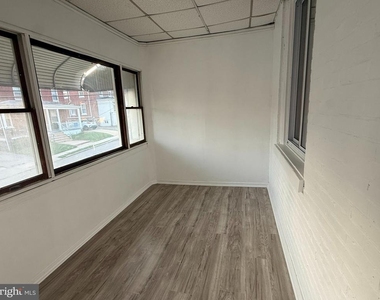 39 Walnut Street - Photo Thumbnail 1