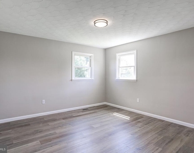 224 Hershey Road - Photo Thumbnail 8