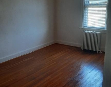 12 S Filbert Street - Photo Thumbnail 6