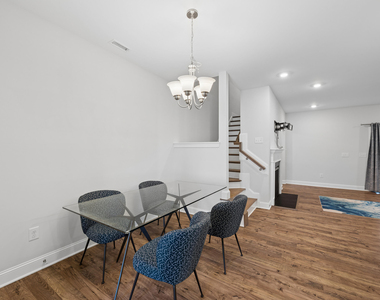 1306 Farm Pond Trail - Photo Thumbnail 9