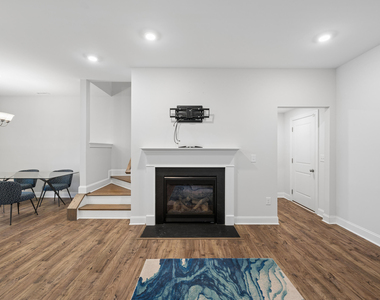 1306 Farm Pond Trail - Photo Thumbnail 16
