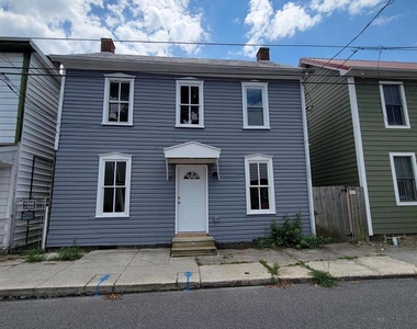 62 Breckenridge Street - Photo Thumbnail 8