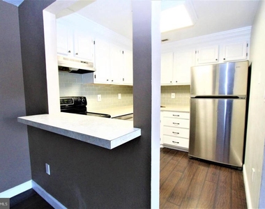 604 Ravens Crest Drive - Photo Thumbnail 13
