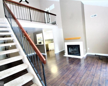 604 Ravens Crest Drive - Photo Thumbnail 11