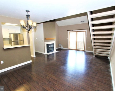 604 Ravens Crest Drive - Photo Thumbnail 12