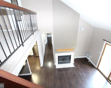 604 Ravens Crest Drive - Photo Thumbnail 5