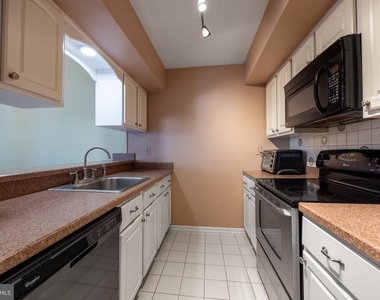85 Pinewood Drive - Photo Thumbnail 8