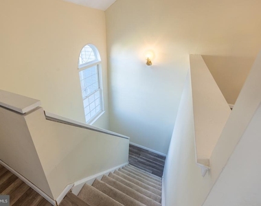85 Pinewood Drive - Photo Thumbnail 2