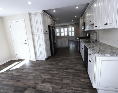 136 Morrison Avenue - Photo Thumbnail 2