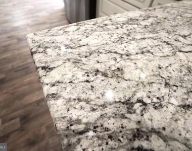 136 Morrison Avenue - Photo Thumbnail 6