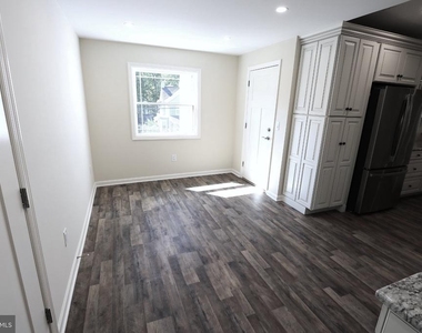 136 Morrison Avenue - Photo Thumbnail 3