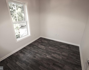 136 Morrison Avenue - Photo Thumbnail 10