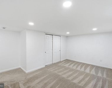 1419 Victory Avenue - Photo Thumbnail 25