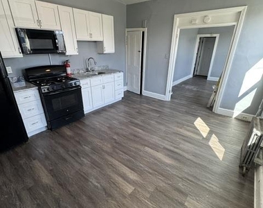 554 Pine Street - Photo Thumbnail 2