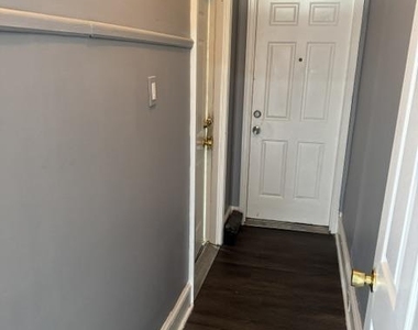 554 Pine Street - Photo Thumbnail 1