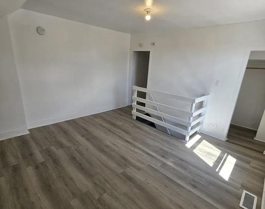 627 N 2nd Street - Photo Thumbnail 8
