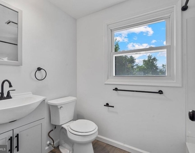 8 Holton Lane - Photo Thumbnail 29
