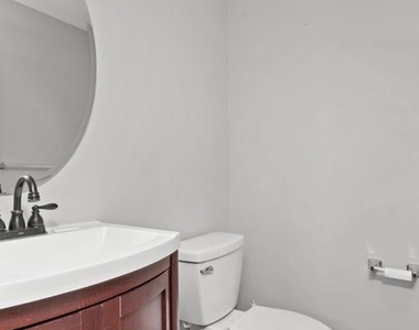 59 Greenbrook Dr - Photo Thumbnail 13