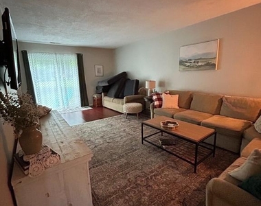 7 Peppercorn Drive - Photo Thumbnail 3