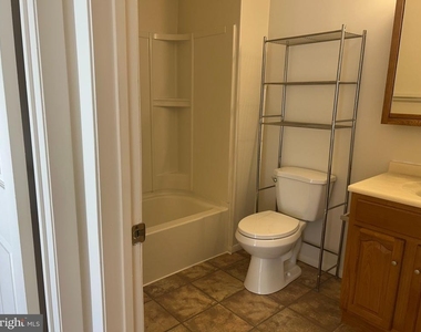 1904 Woodhollow Drive - Photo Thumbnail 11