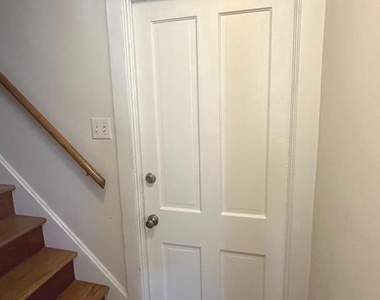 38 Wayside Avenue - Photo Thumbnail 7