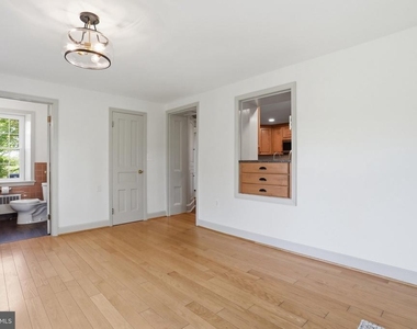 8805 Reichard Road - Photo Thumbnail 38