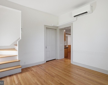 8805 Reichard Road - Photo Thumbnail 36