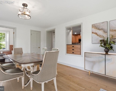 8805 Reichard Road - Photo Thumbnail 54