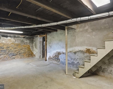 8805 Reichard Road - Photo Thumbnail 41