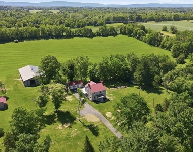 8805 Reichard Road - Photo Thumbnail 50