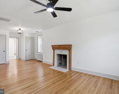 8805 Reichard Road - Photo Thumbnail 11